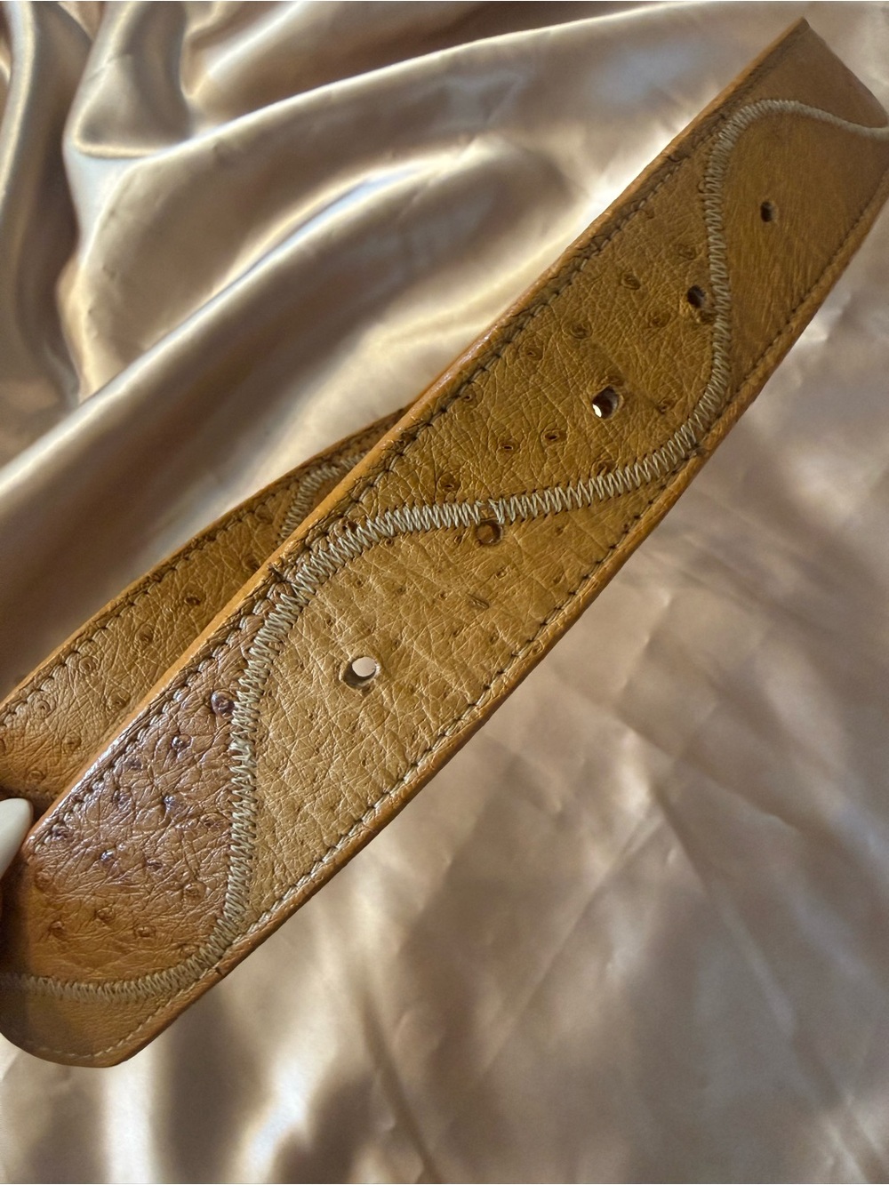 Men's Brown Leather Casual Belt with Silver Buckle - Picture 3 of 7